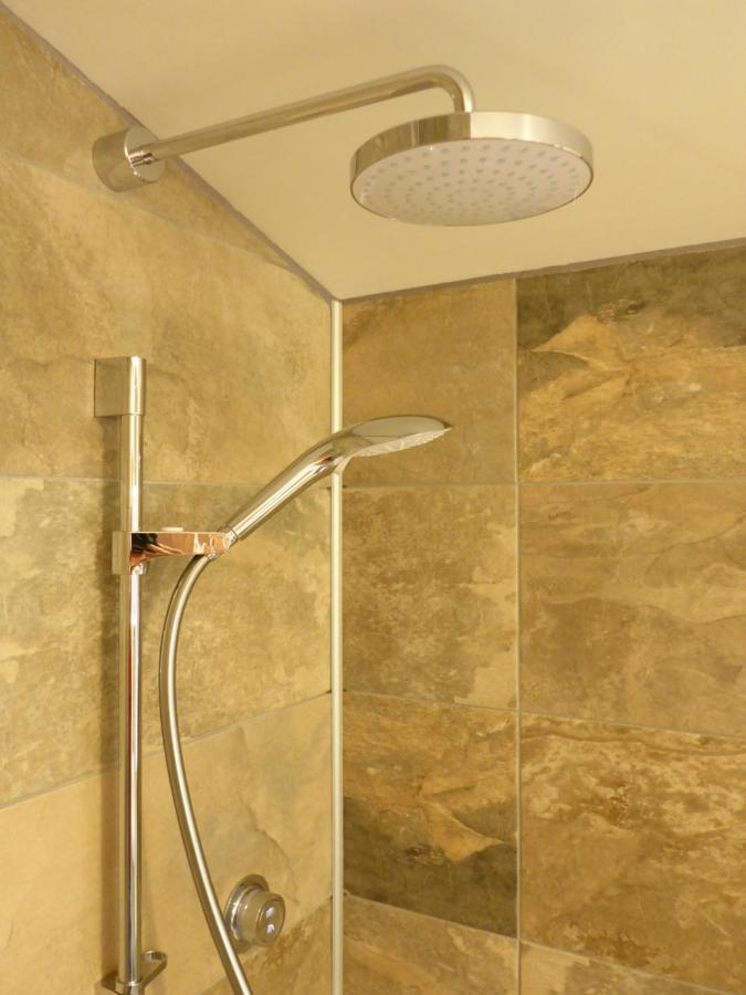 Stones Luxury B&B With Hot Tub And Self-Contained Rooms Uig  Exterior photo